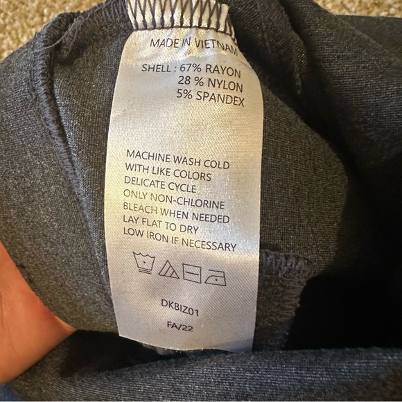 Quince Women’s Ultra-Stretch Ponte Bootcut Pants - Charcoal Gray - Size Large - Picture 9 of 10